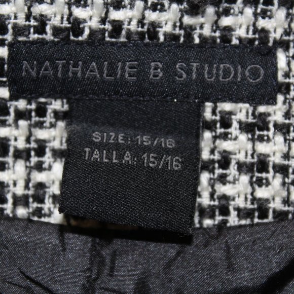 Nathalie b studio black/white blazer (1210) - Picture 5 of 6